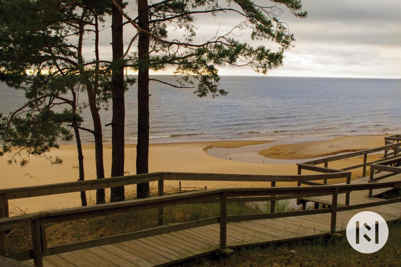 Rabarberi Lv Just 15Min Walk To Seaside 호텔 사울크라스티 외부 사진